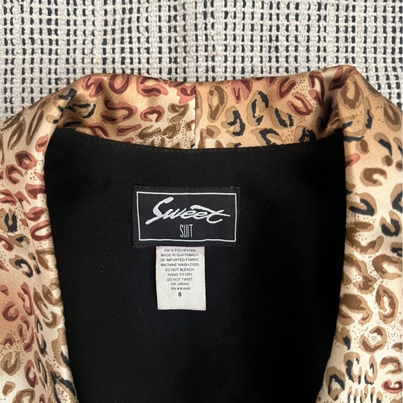 Vintage Double Breasted Buckle Blazer Black Cheetah - Picture 3 of 8